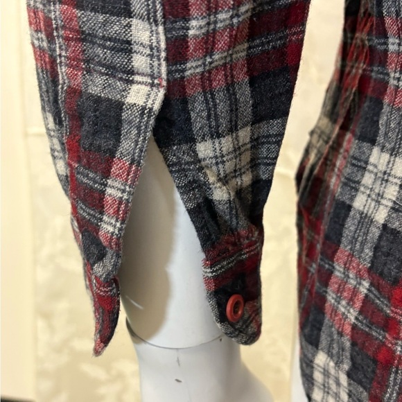 Pendleton Red and Black Plaid Men's Shirt - Picture 4 of 11